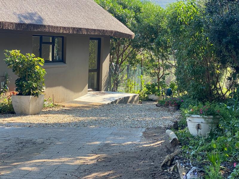 To Let 2 Bedroom Property for Rent in Crofters Valley Western Cape